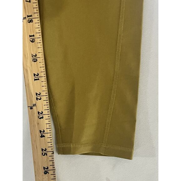 Fabletics Oasis Shine High Waisted Pocket 7/8 Leggings Womens M 8 Gold - Picture 7 of 10